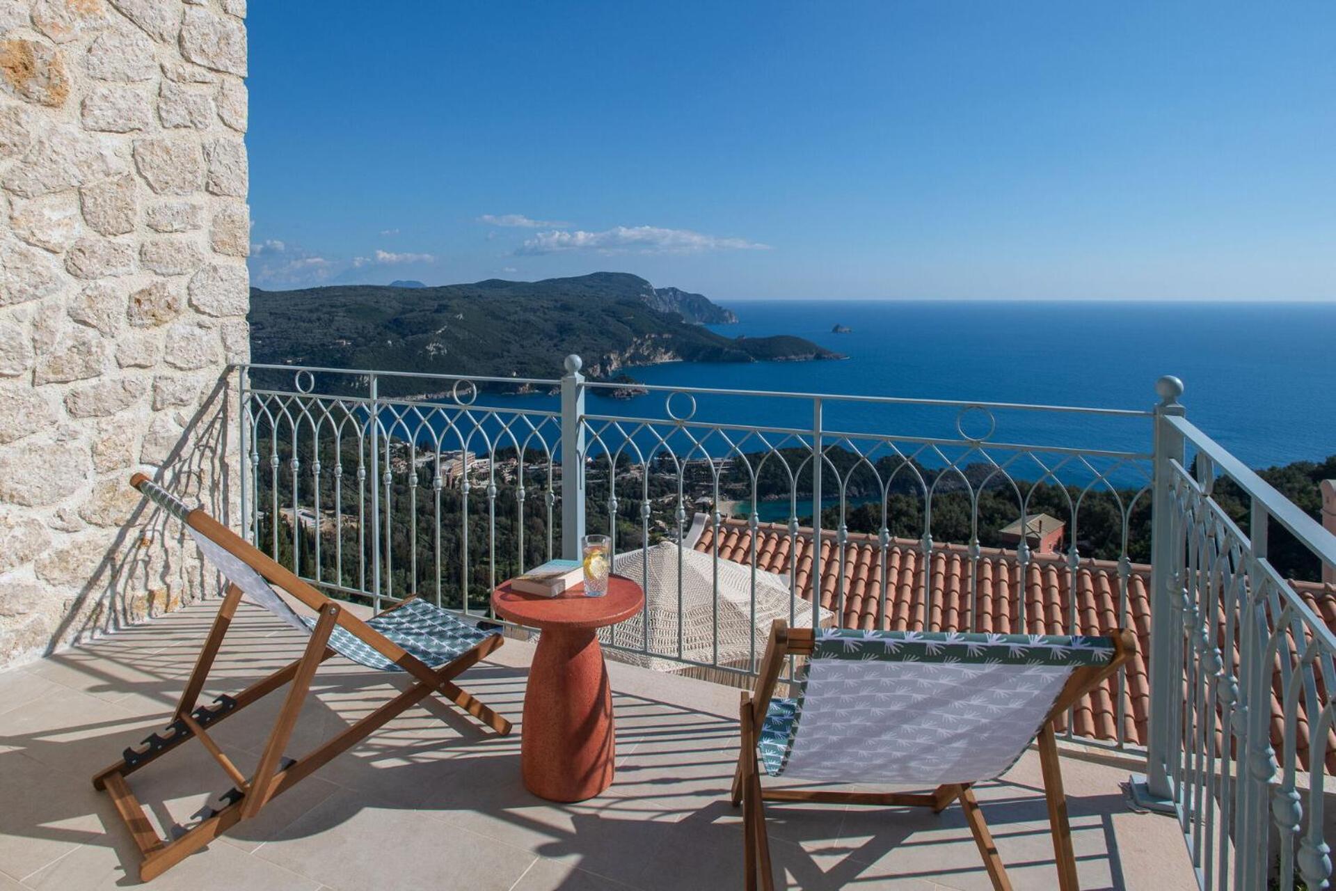 Villa Thea Mare Levantes By Posarellivillas *